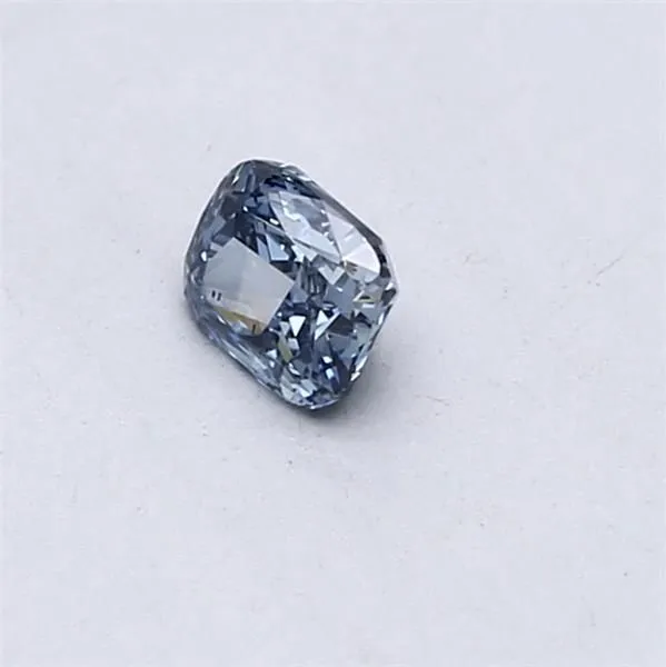 0.31ct CUSHION Fancy Vivid Blue VS2 Coloured Lab diamond