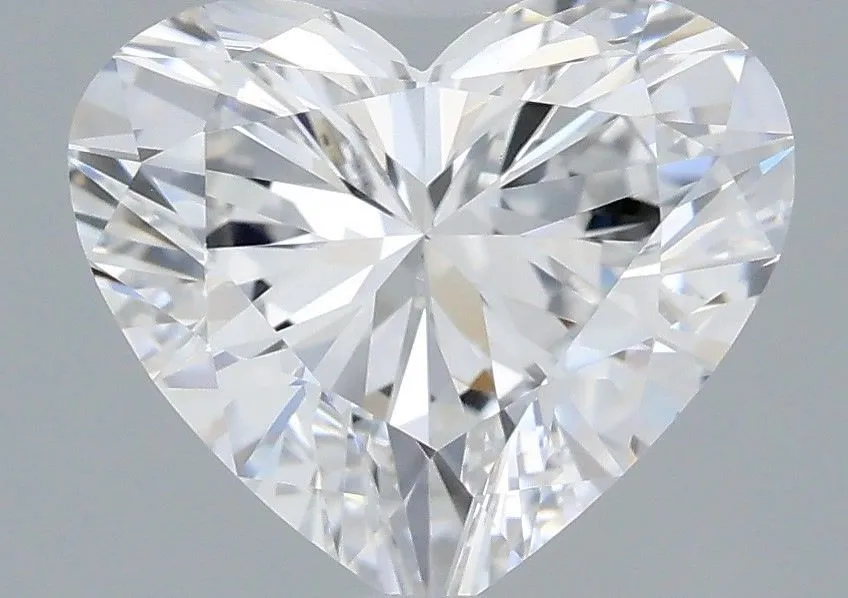 1.05ct HEART D VVS2 Lab Grown diamond