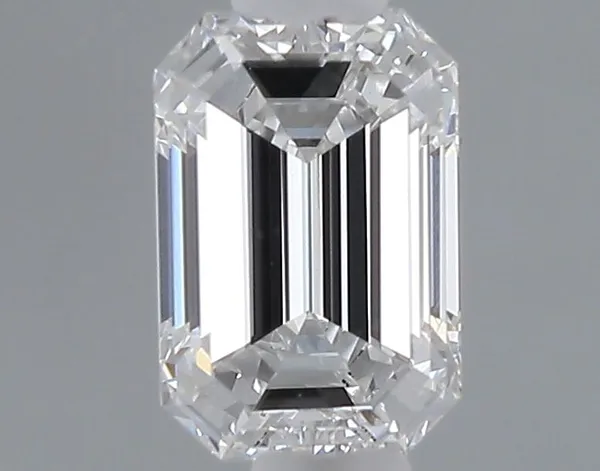 0.51ct EMERALD E VVS2 Lab diamond