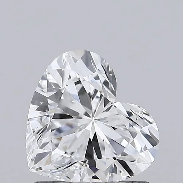 1.09ct HEART D VVS2 Lab diamond