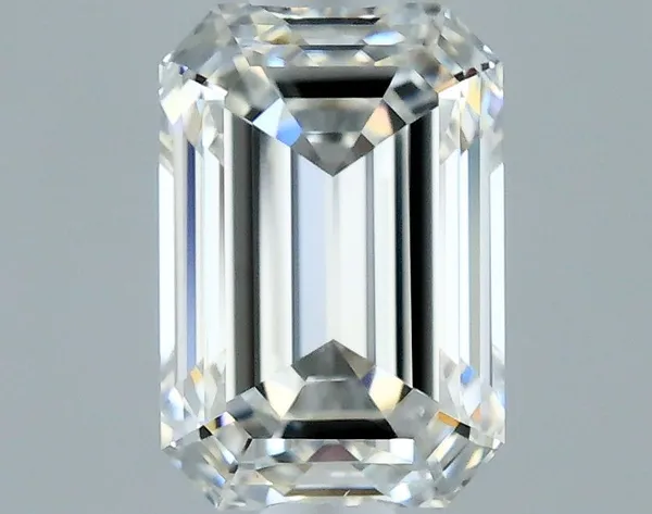 0.7ct EMERALD H VS1 Natural diamond