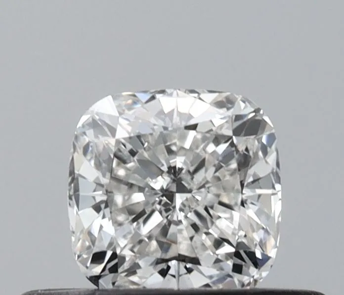 0.31ct CUSHION G VVS1 Natural diamond