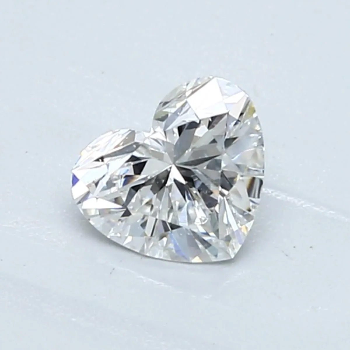 0.73ct HEART D VS2 Natural diamond