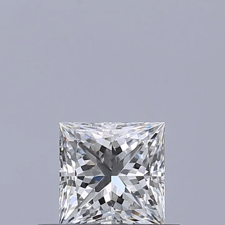 0.41ct PRINCESS E VVS1 Natural diamond