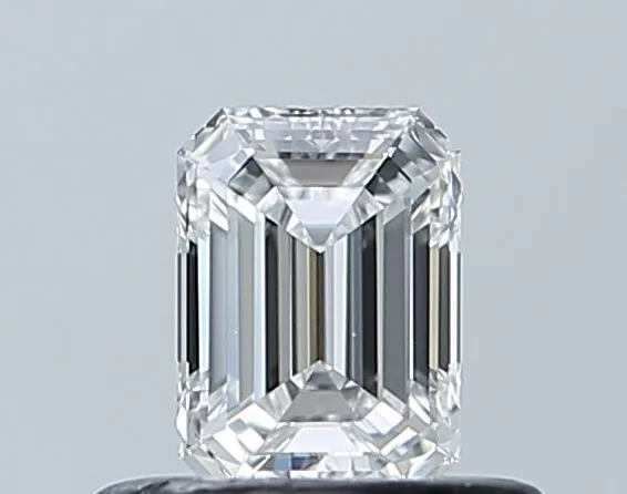 0.4ct EMERALD D VVS2 Natural diamond