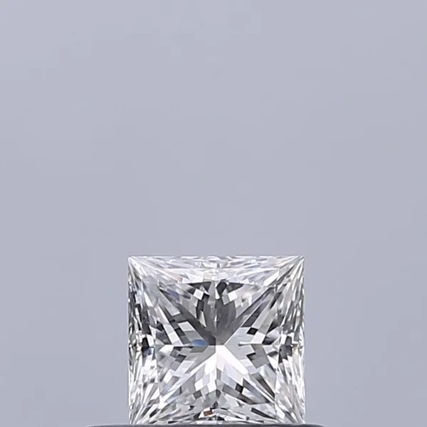 0.32ct PRINCESS E VVS2 Natural diamond