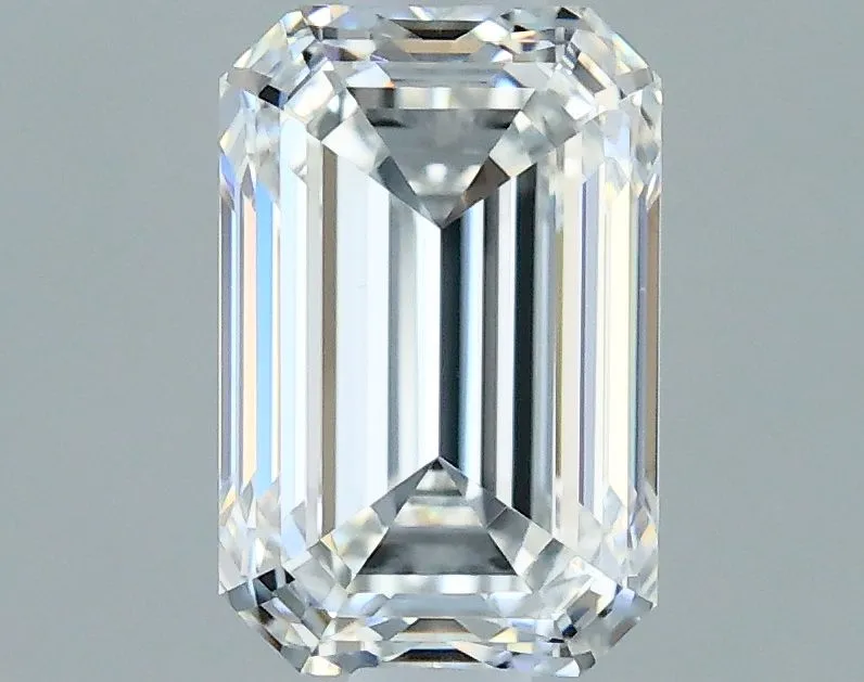 0.70ct EMERALD G VS1 Natural diamond