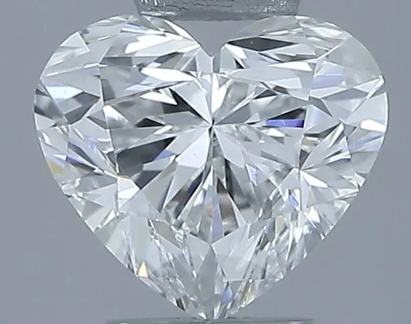 0.6ct HEART E VS2 Natural diamond