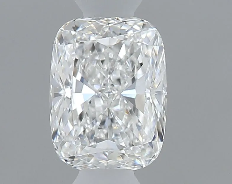0.30ct CUSHION E VVS1 Natural diamond
