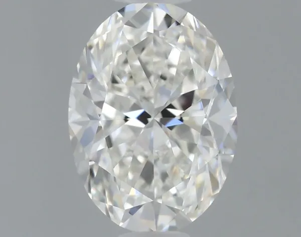 0.4ct OVAL G VVS2 Natural diamond