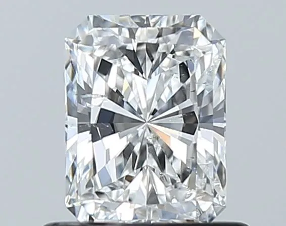 0.72ct RADIANT E SI2 Natural diamond