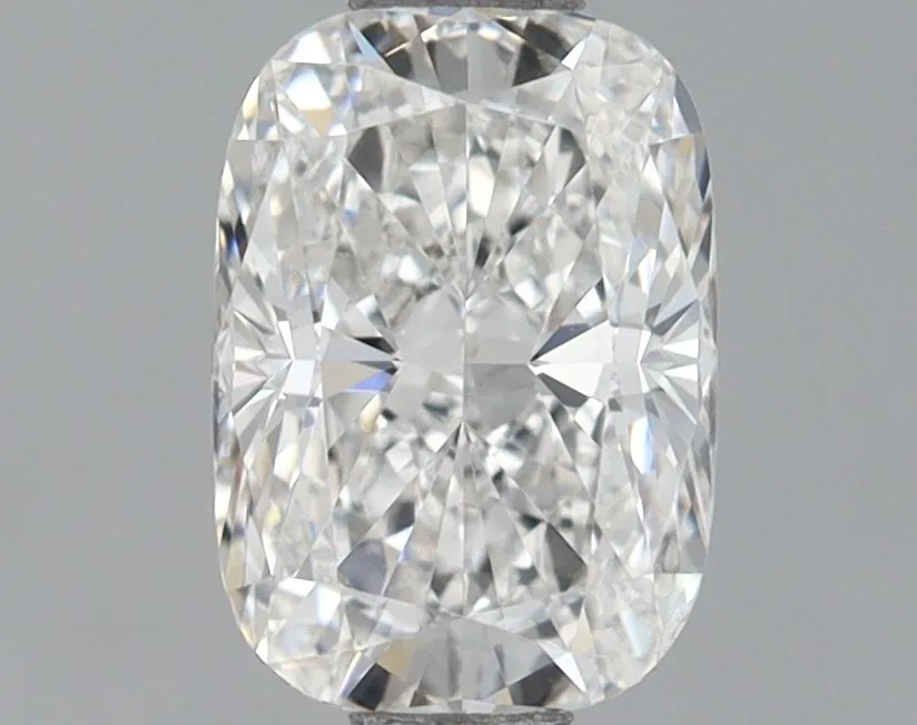 0.87ct CUSHION E VS2 Lab Grown diamond