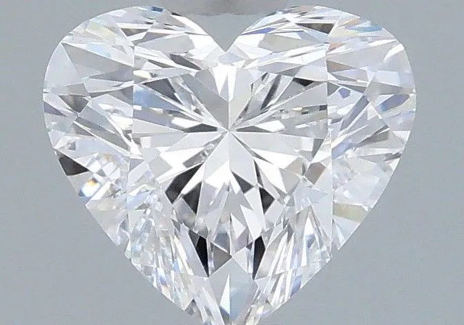 1.04ct HEART D VVS2 Lab Grown diamond