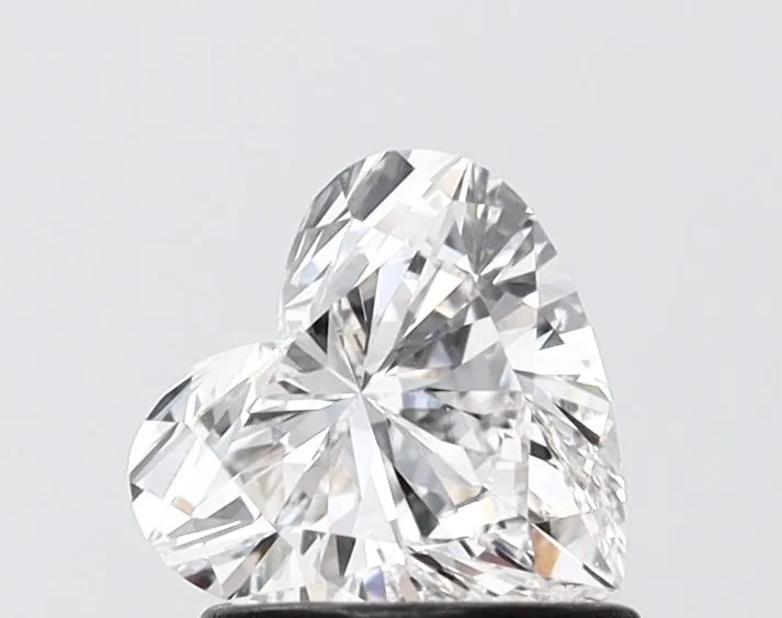 1.02ct HEART E VVS2 Lab Grown diamond