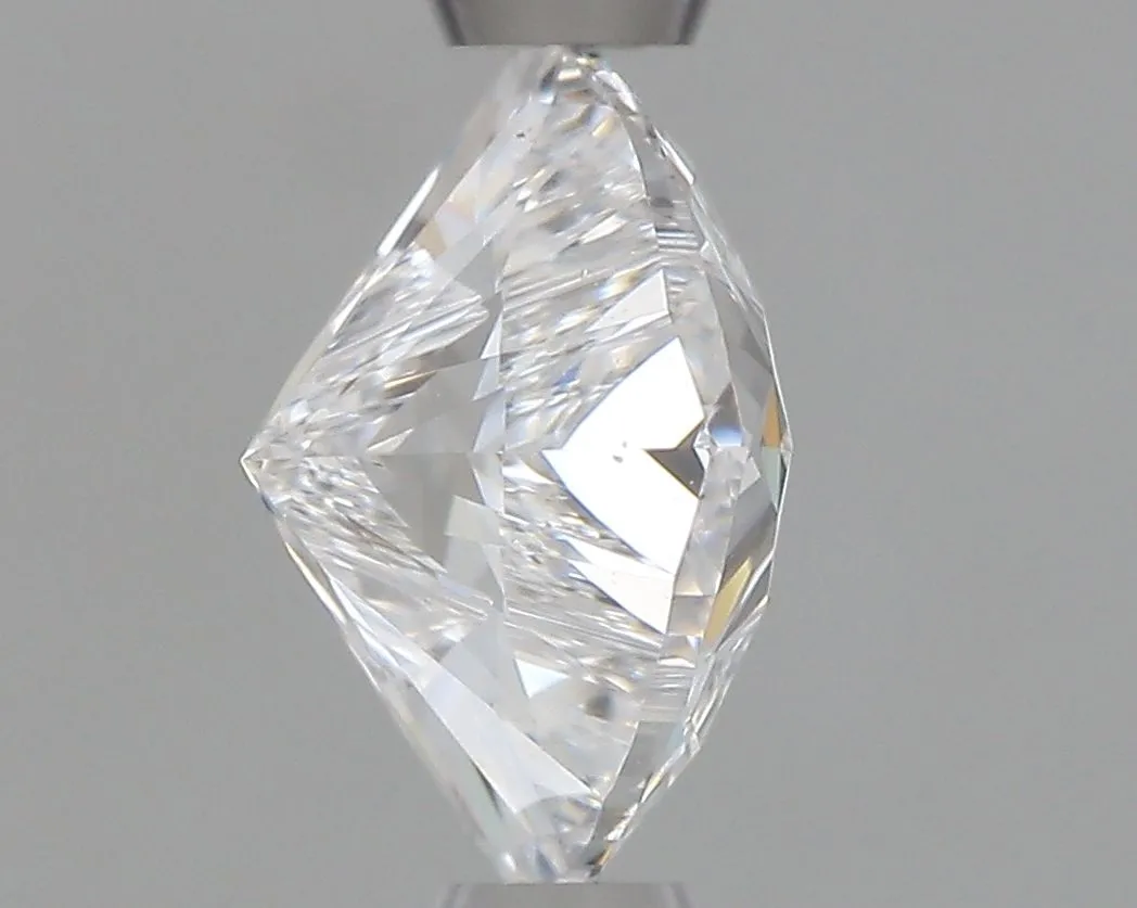 0.70ct HEART D VS2 Natural diamond