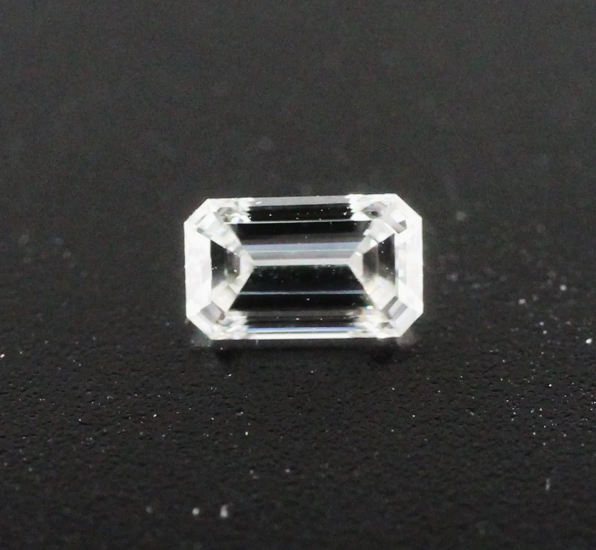 0.31ct EMERALD G VVS2 Natural diamond