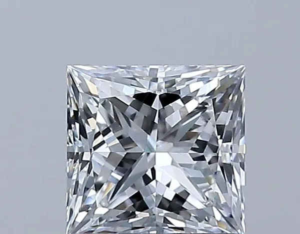0.81ct PRINCESS E VVS2 Natural diamond