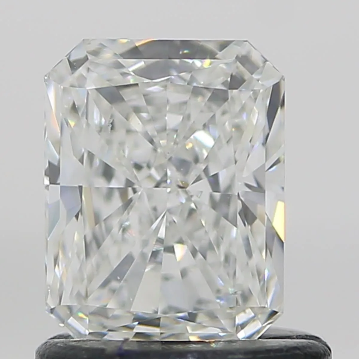 0.81ct RADIANT G VS2 Natural diamond