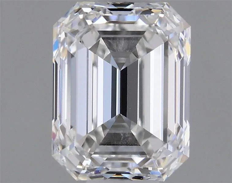 0.62ct EMERALD E VVS2 Natural diamond