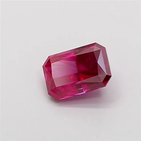1.07ct RADIANT Fancy Vivid Pink SI2 Coloured Lab diamond