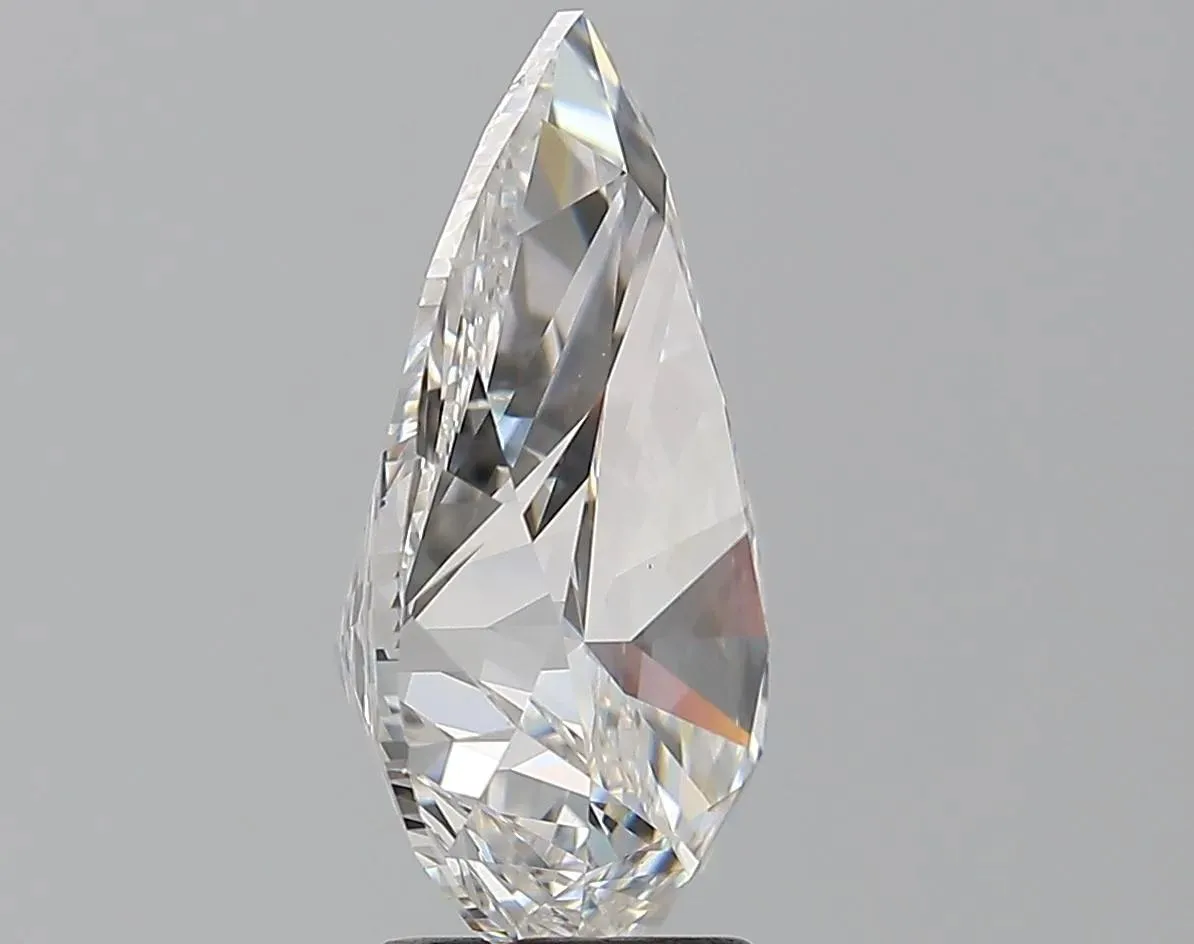 0.30ct PEAR E VVS2 Natural diamond