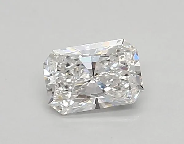 0.37ct RADIANT E VS1 Lab diamond