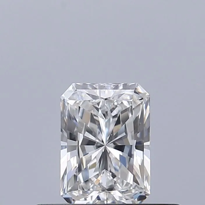 0.34ct RADIANT E VS2 Natural diamond