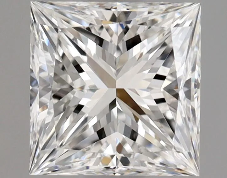 0.71ct PRINCESS E VVS2 Natural diamond