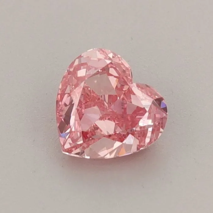0.57ct HEART Fancy Vivid Pink VS1 Coloured Lab diamond