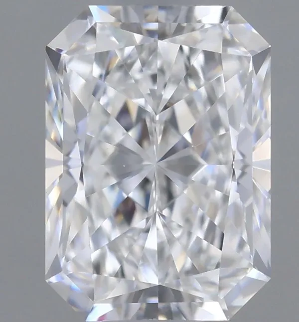 0.6ct RADIANT E VS1 Natural diamond