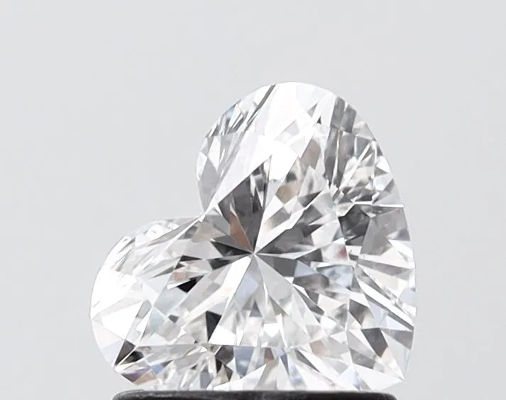 1.07ct HEART D VS1 Lab Grown diamond