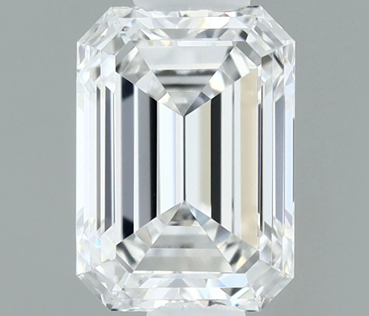0.31ct EMERALD D VVS2 Natural diamond