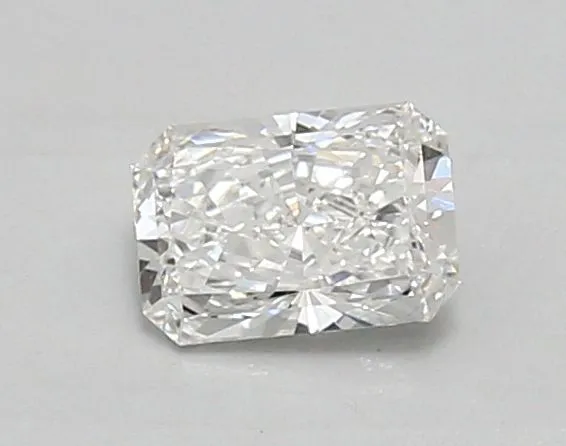 0.67ct RADIANT E VVS1 Lab diamond