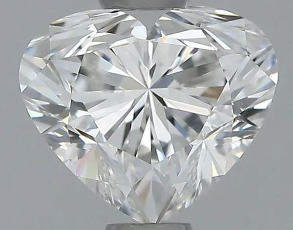 0.7ct HEART G VS1 Natural diamond