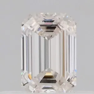 0.32ct EMERALD F VVS2 Lab diamond