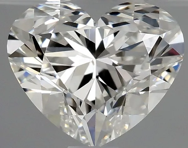 0.91ct HEART G VS2 Natural diamond