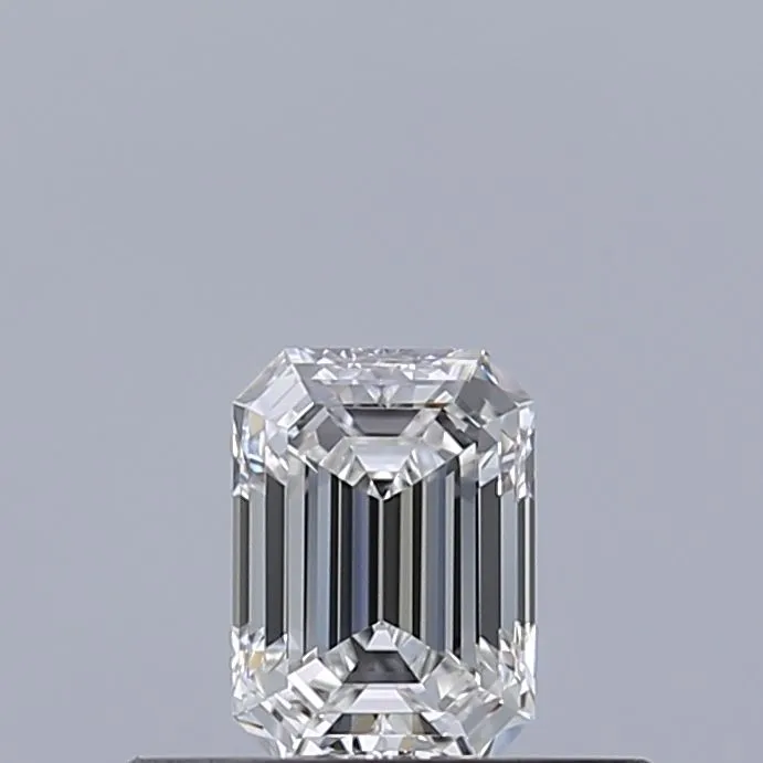 0.31ct EMERALD E VVS2 Natural diamond