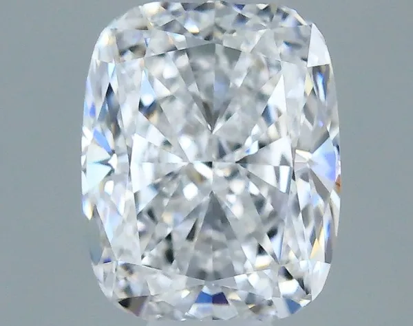 0.41ct CUSHION D VVS1 Natural diamond