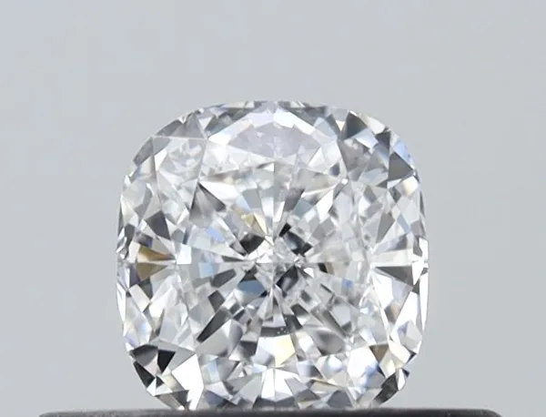 0.3ct CUSHION D VVS2 Natural diamond