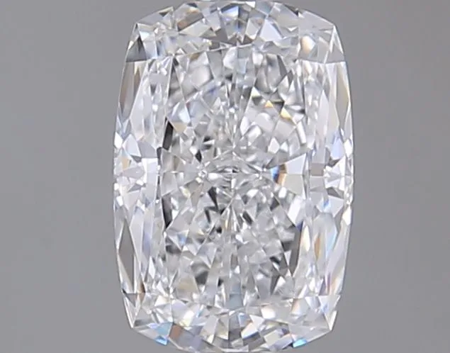 0.41ct CUSHION D VVS2 Natural diamond