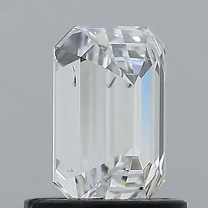0.8ct EMERALD E SI1 Lab diamond