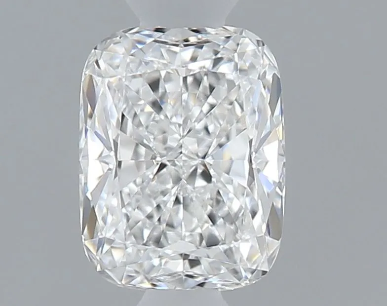 0.35ct CUSHION E VVS2 Natural diamond