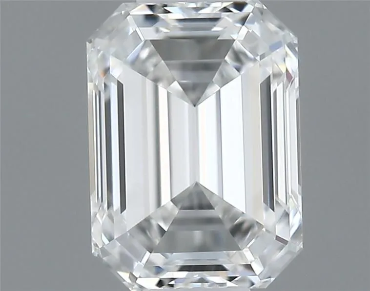 0.36ct EMERALD E VVS2 Natural diamond