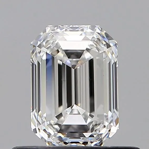 0.62ct EMERALD E VVS2 Natural diamond
