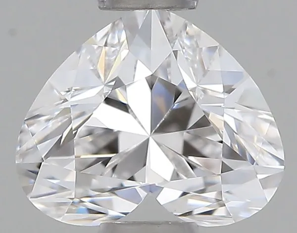 0.6ct HEART F VS1 Natural diamond