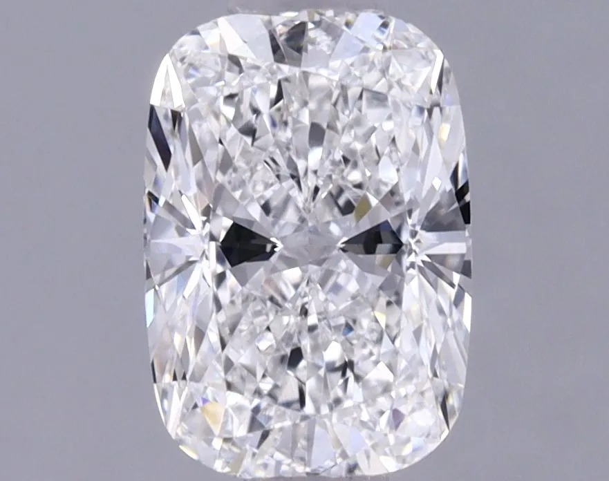 0.88ct CUSHION E VVS2 Lab Grown diamond