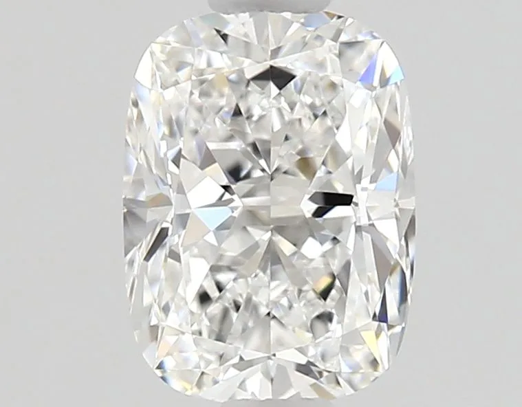 0.60ct CUSHION E VVS1 Natural diamond