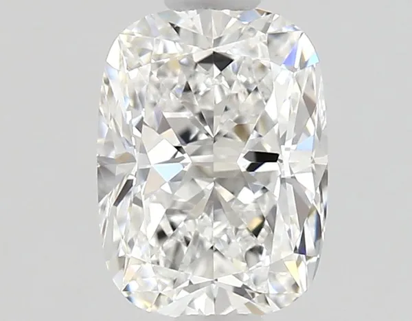 0.6ct CUSHION E VVS1 Natural diamond