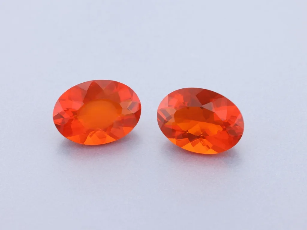 0.98ct Orange Opal, Oval gemstone