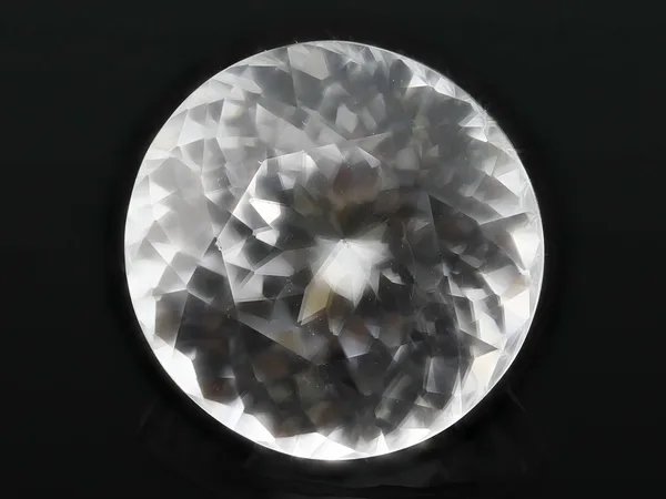 3.54ct White Zircon, Round cut gemstone